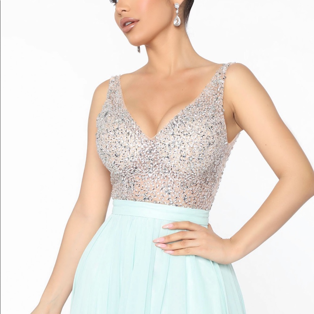 Elegant Night Out Embellished Maxi Gown - Mint